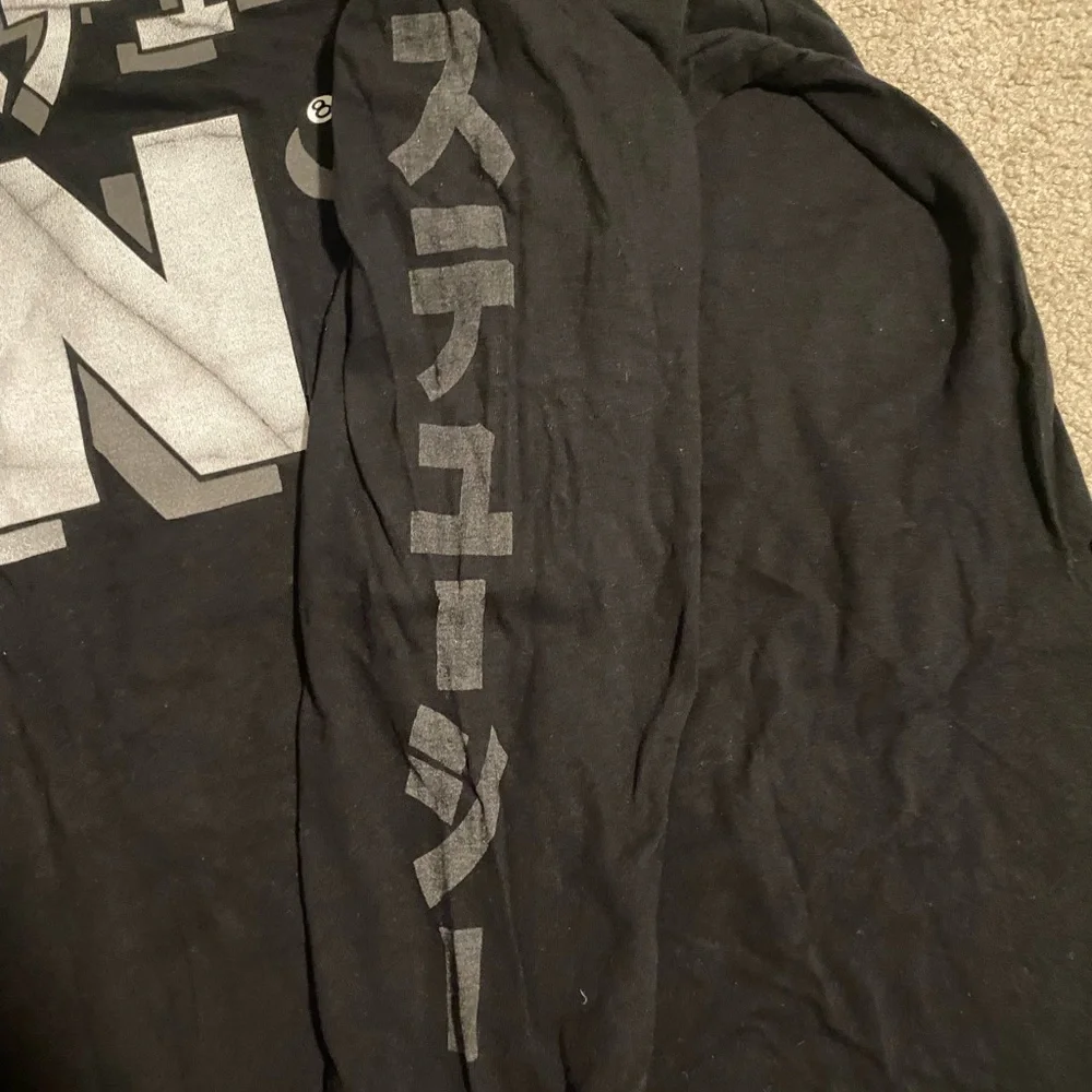 Stussy Black and Silver Long Sleeve Tee - Picture 4 of 4